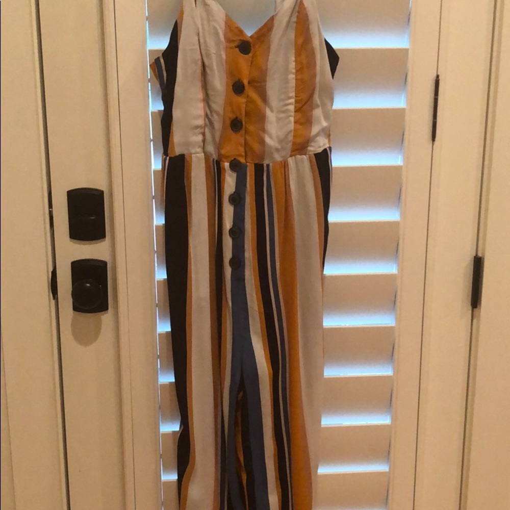 Romper - Picture 2 of 2